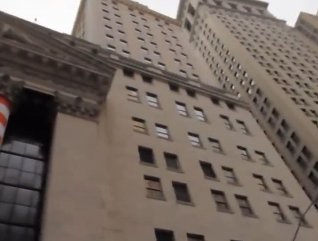 中美AI竞争加剧，为了不被淘汰